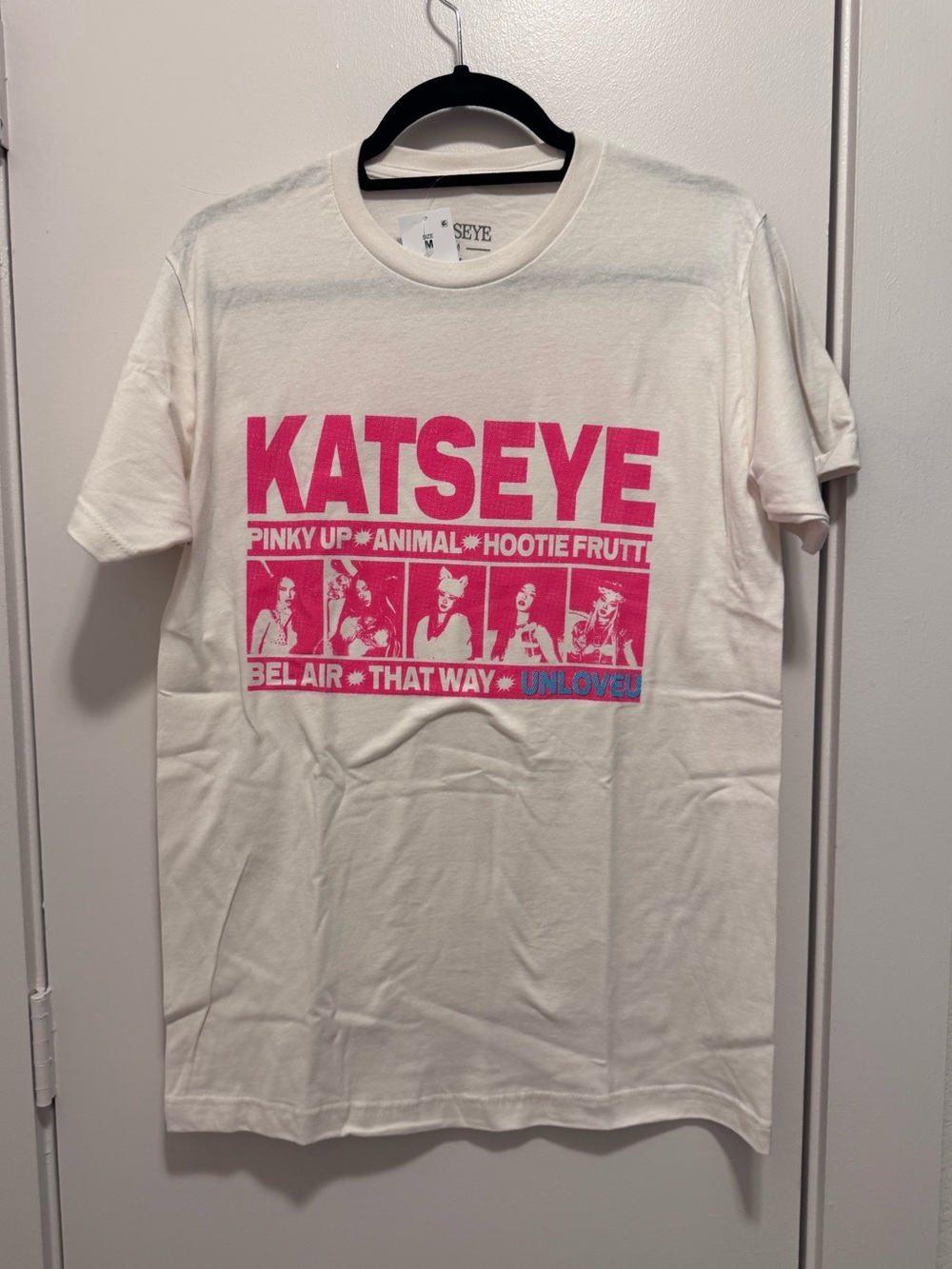 KATSEYE Women’s Medium Wild Graphic T-Shirt Pink White Target Exclusive NWT